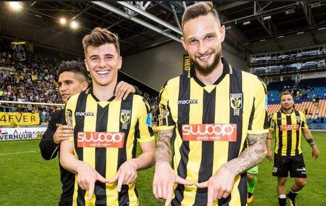 任何一个小 任何一个小