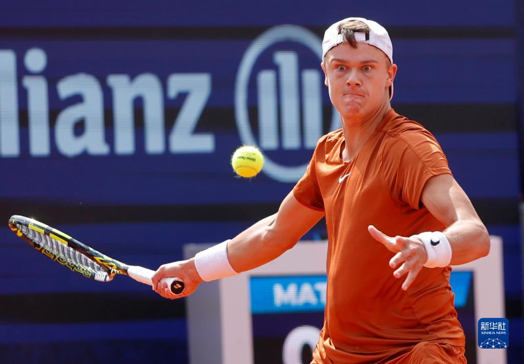 巴萨的巨额 巴萨的巨额