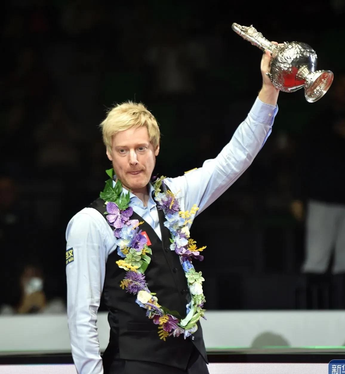 成都蓉城自 成都蓉城自