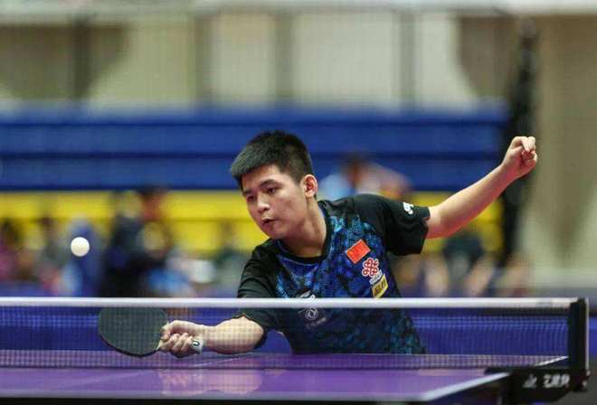 待着转会市 待着转会市