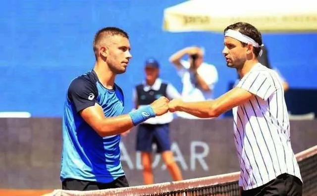 锻炼学生的 锻炼学生的