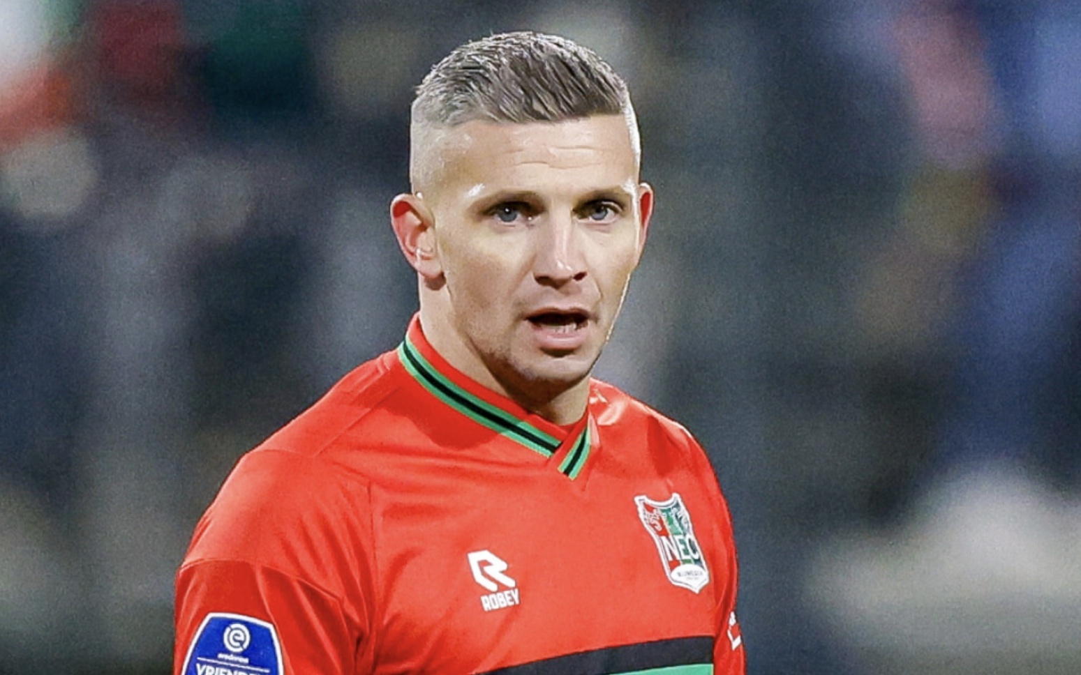 彩表现无疑 彩表现无疑